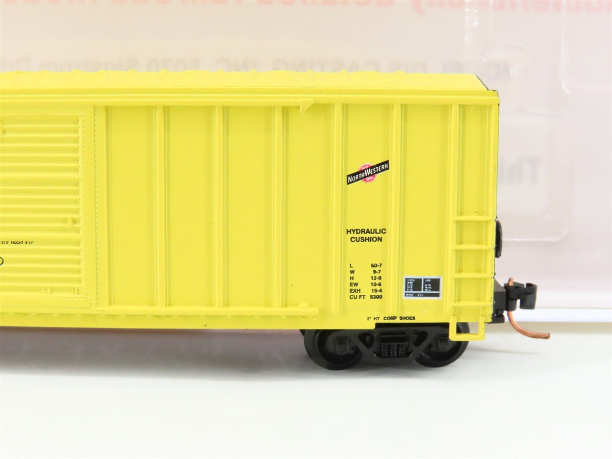 N Scale Roundhouse 82508 CNW Railway 50&#39; FMC Single Door Boxcar #156185 UPGRADED