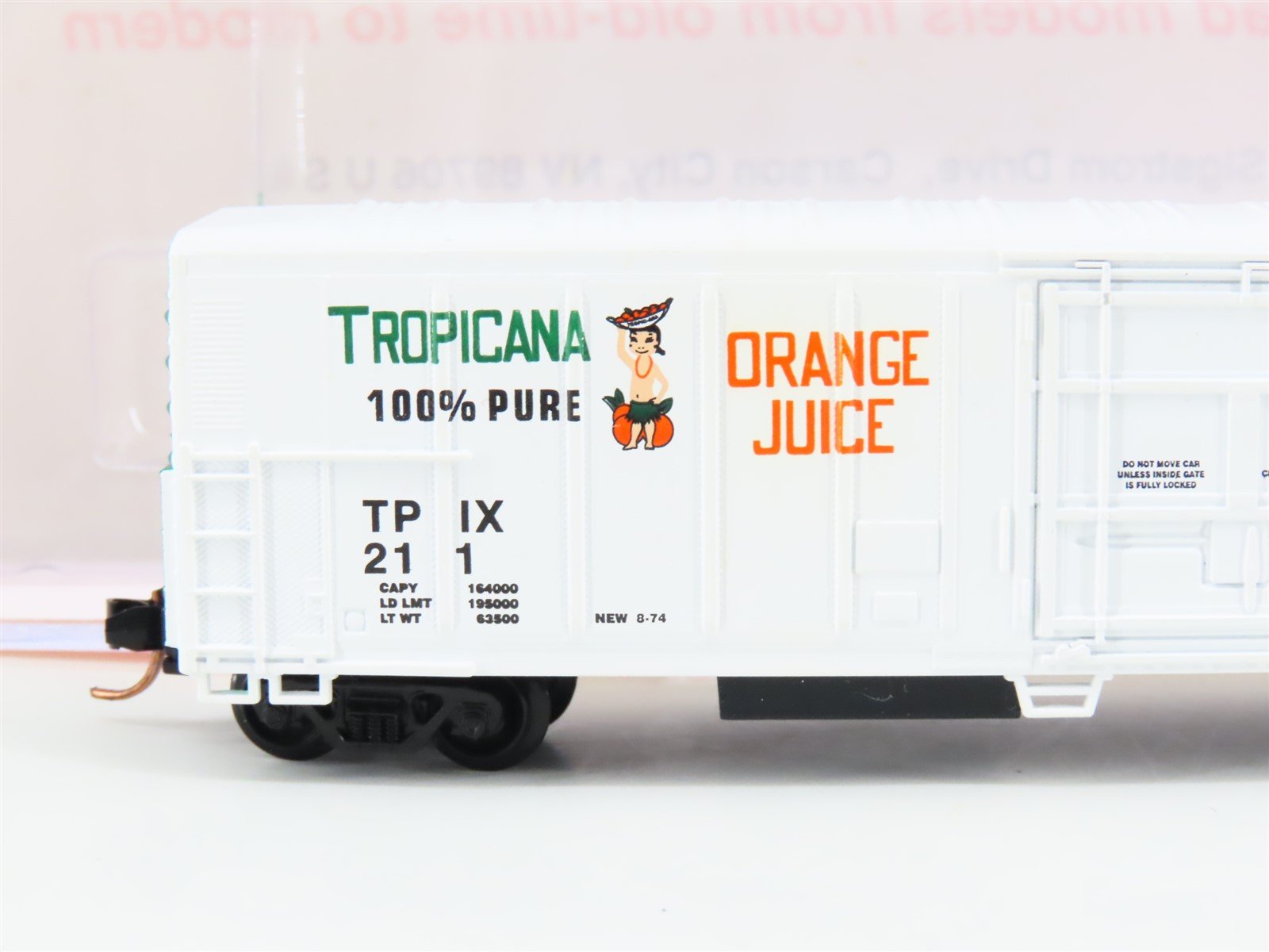 N Scale Roundhouse 84203 TPIX Tropicana 57' Mechanical Reefer #211 UPGRADED