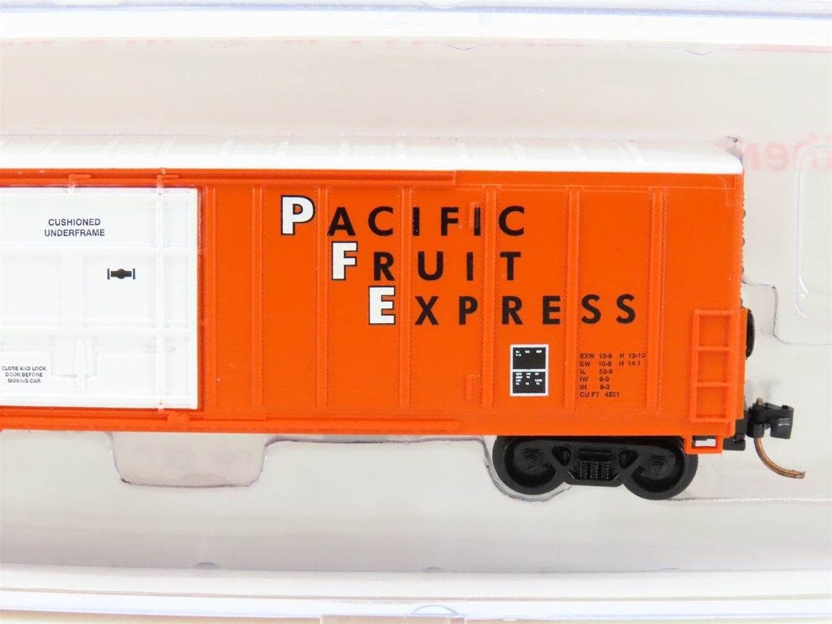 N Scale Roundhouse 84211 SPFE PFE Orange 57&#39; Mechanical Reefer #456910 UPGRADED