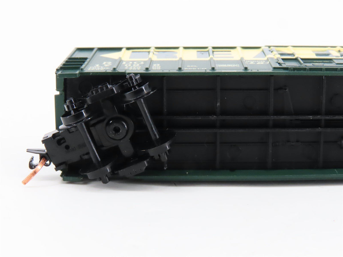 N Scale Roundhouse 83613 RDG Reading 50&#39; FMC Plug-Door Boxcar #17093 UPGRADED