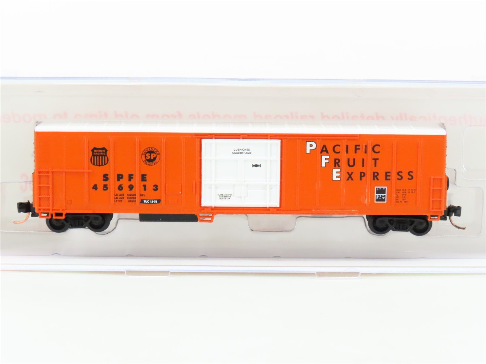 N Scale Roundhouse 84212 SPFE PFE Orange 57' Mech Reefer #456913 UPGRADED