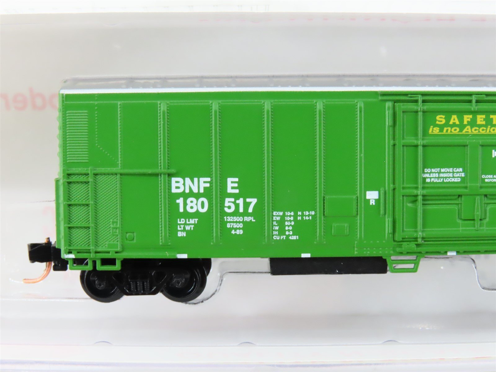 N Scale Roundhouse 84205 BNFE Western Fruit Express 57' Reefer #180517 UPGRADED
