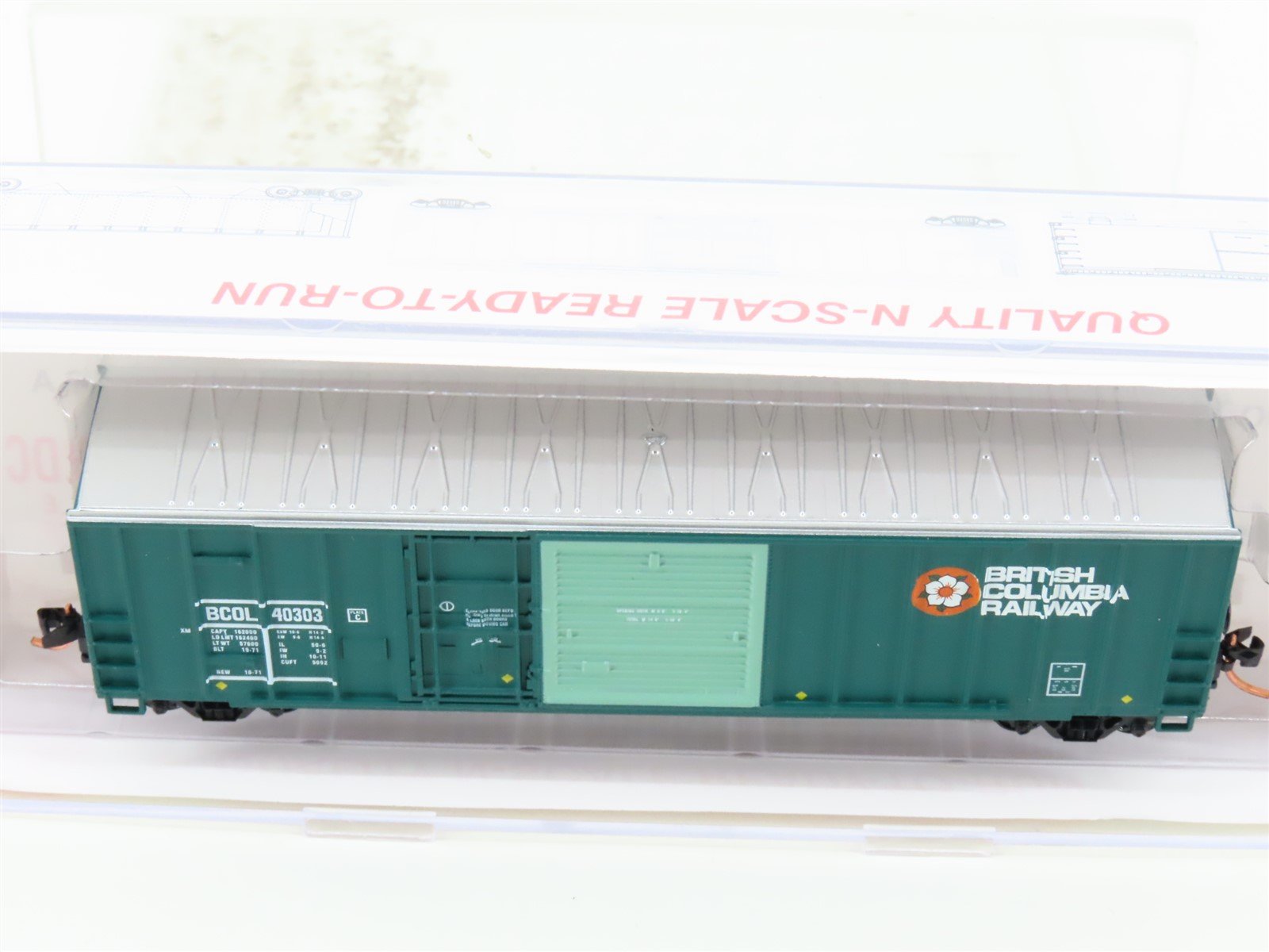 N Scale Roundhouse 82303 BCOL British Columbia 50' FMC Boxcar #40303 UPGRADED