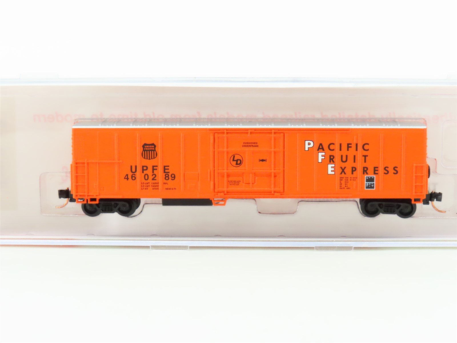 N Scale Roundhouse 84218 UPFE Pacific Fruit Express 57' Reefer #460289 UPGRADED