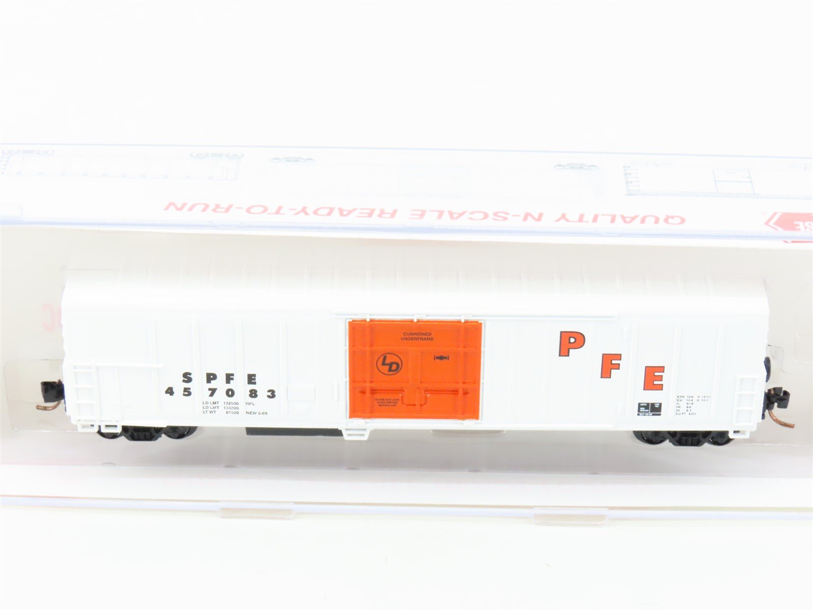 N Scale Roundhouse 84211 SPFE Pacific Fruit Express 57' Reefer #457083 UPGRADED