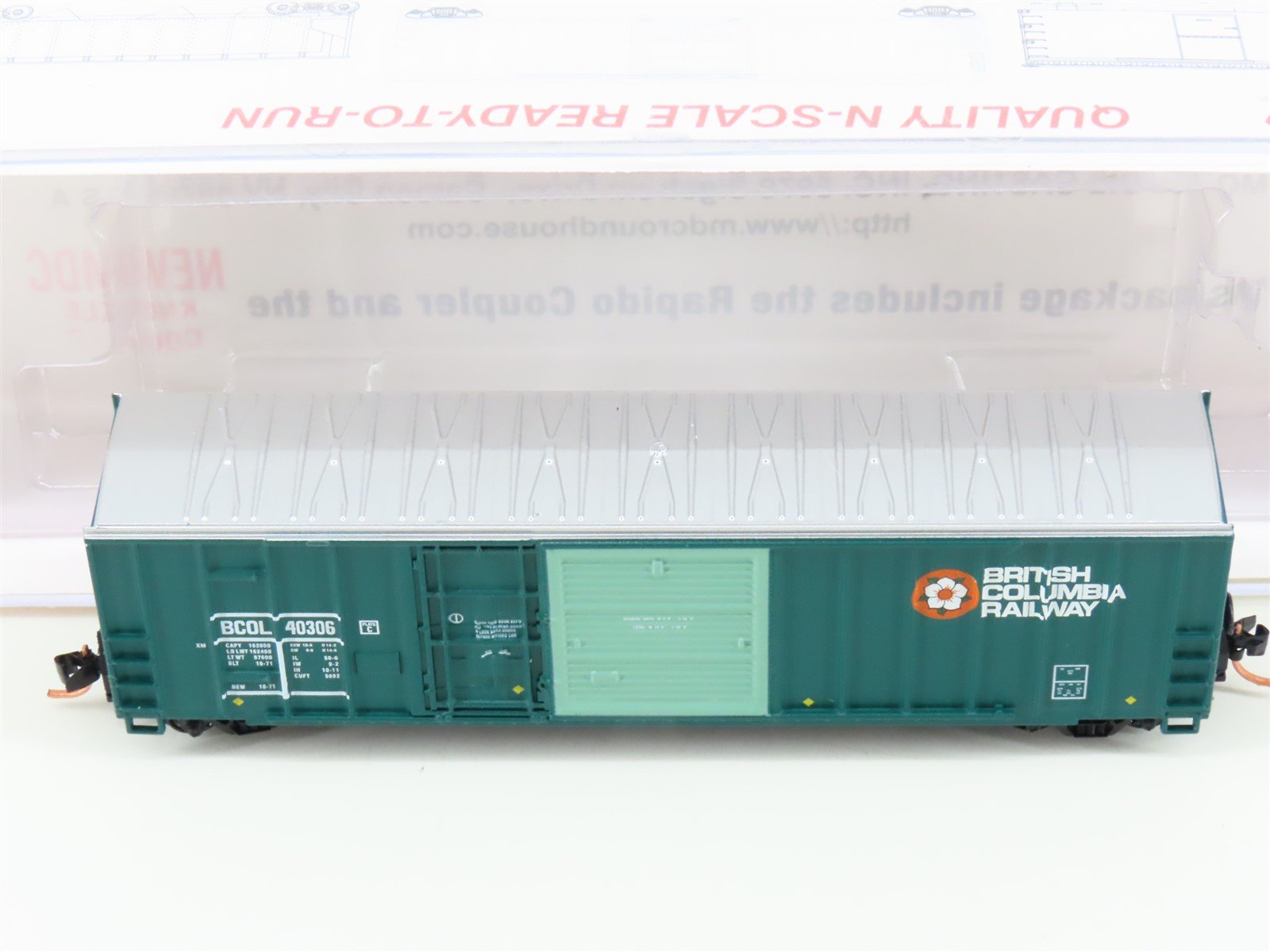 N Scale Roundhouse 82303 BCOL British Columbia 50' FMC Boxcar #40306 UPGRADED