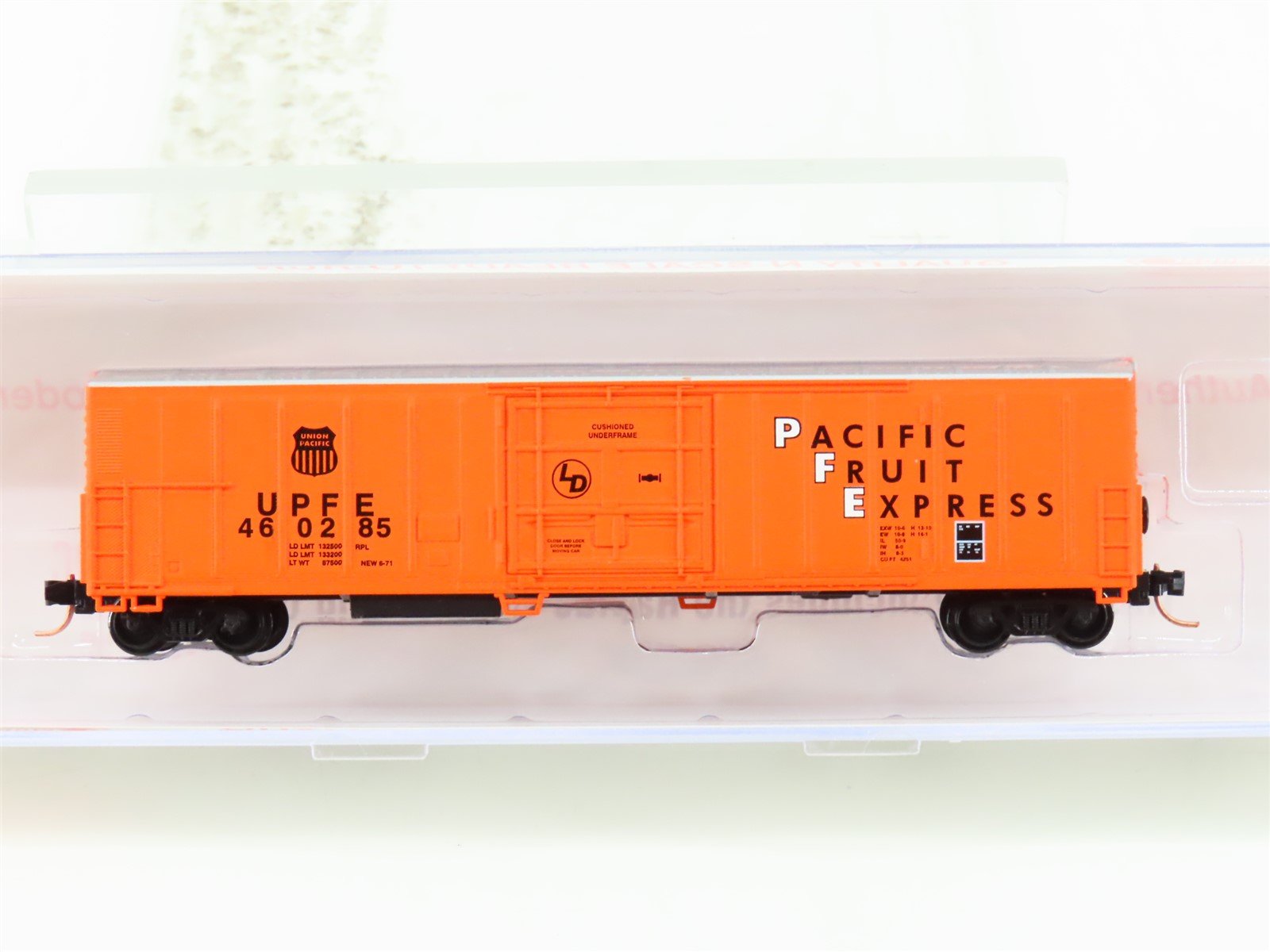 N Scale Roundhouse 84217 UPFE Pacific Fruit Express 57' Reefer #458055 UPGRADED