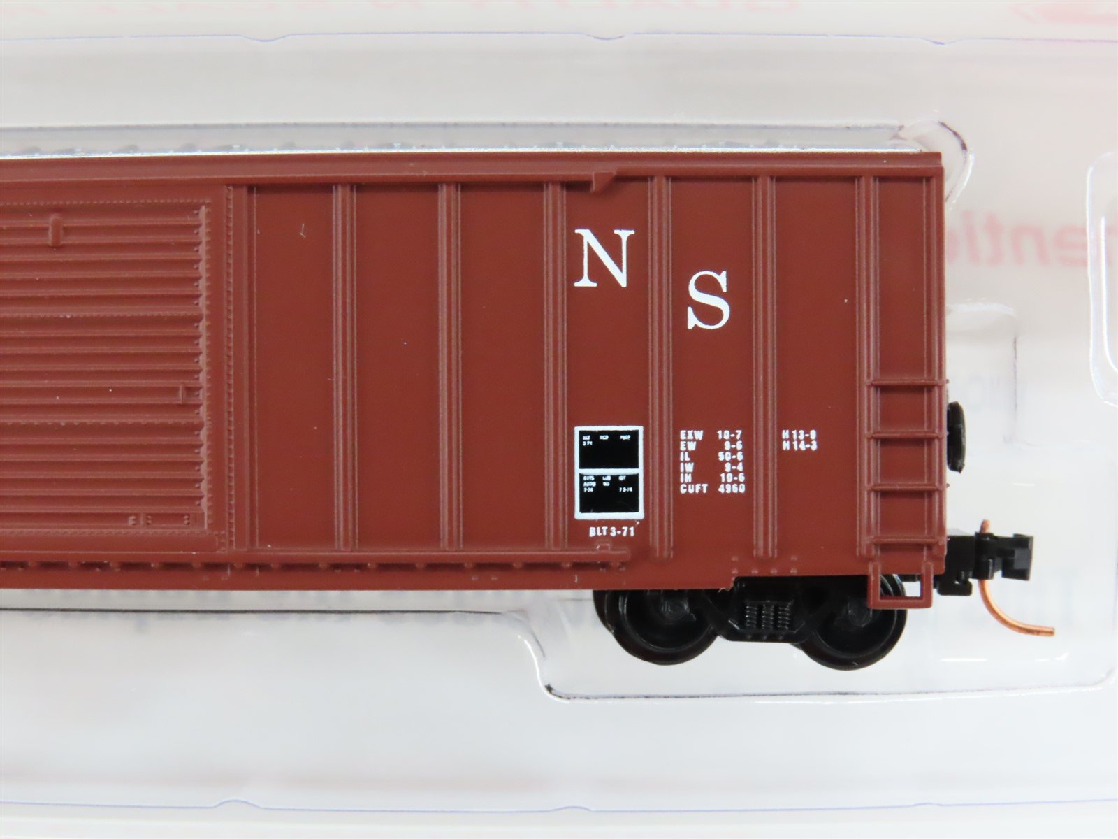 N Scale Roundhouse 82515 NS Norfolk Southern 50' FMC Boxcar #2149 UPGRADED