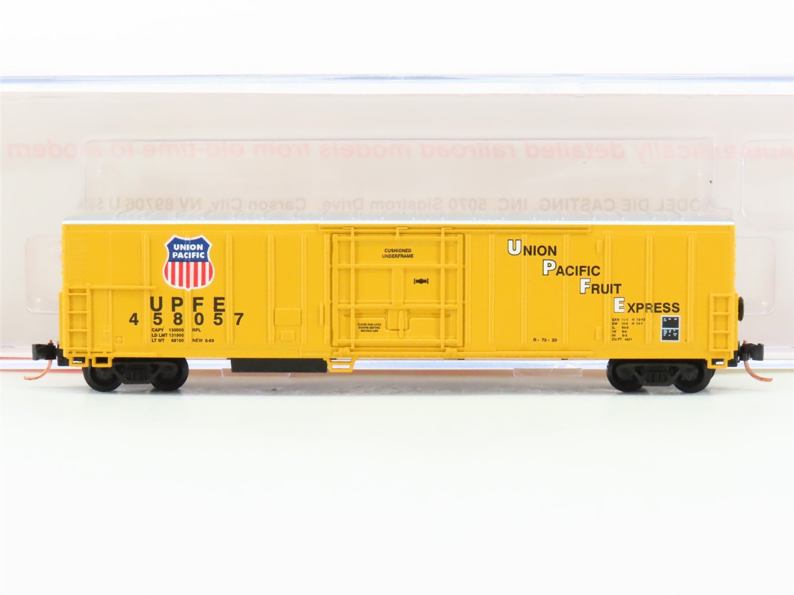 N Scale Roundhouse 84217 UPFE Pacific Fruit Express 57' Reefer #458057 UPGRADED