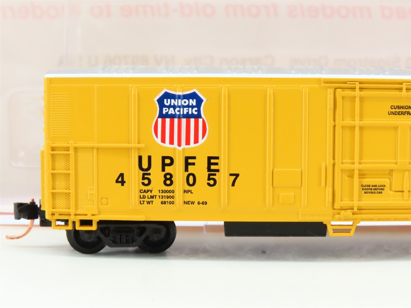 N Scale Roundhouse 84217 UPFE Pacific Fruit Express 57' Reefer #458057 UPGRADED