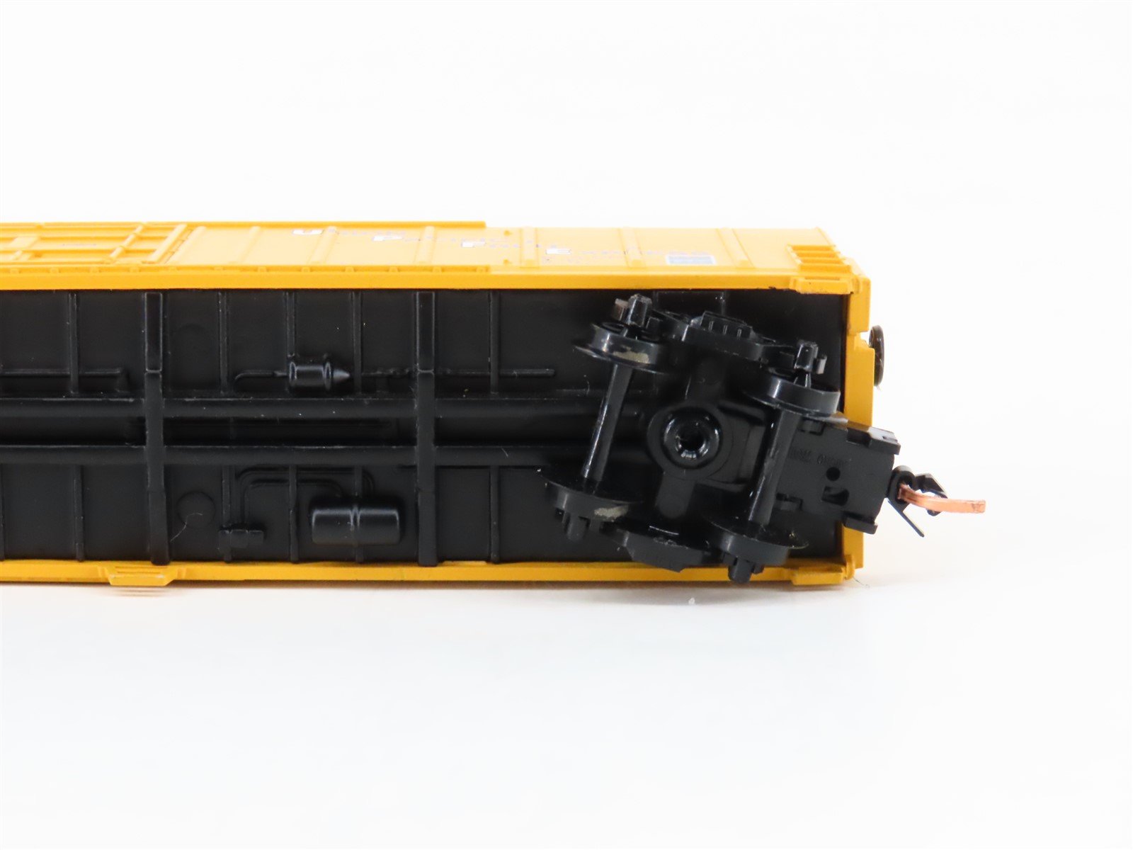 N Scale Roundhouse 84217 UPFE Pacific Fruit Express 57' Reefer #458057 UPGRADED