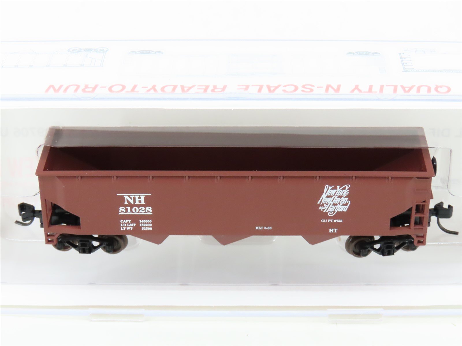N Scale Roundhouse 86209 NH New Haven 40' 3-Bay Offset Open Hopper #81028