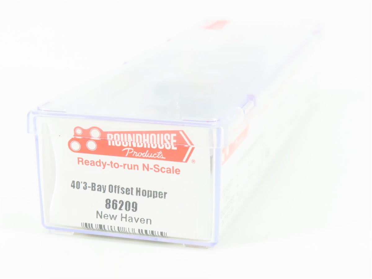 N Scale Roundhouse 86209 NH New Haven 40&#39; 3-Bay Offset Open Hopper #81028