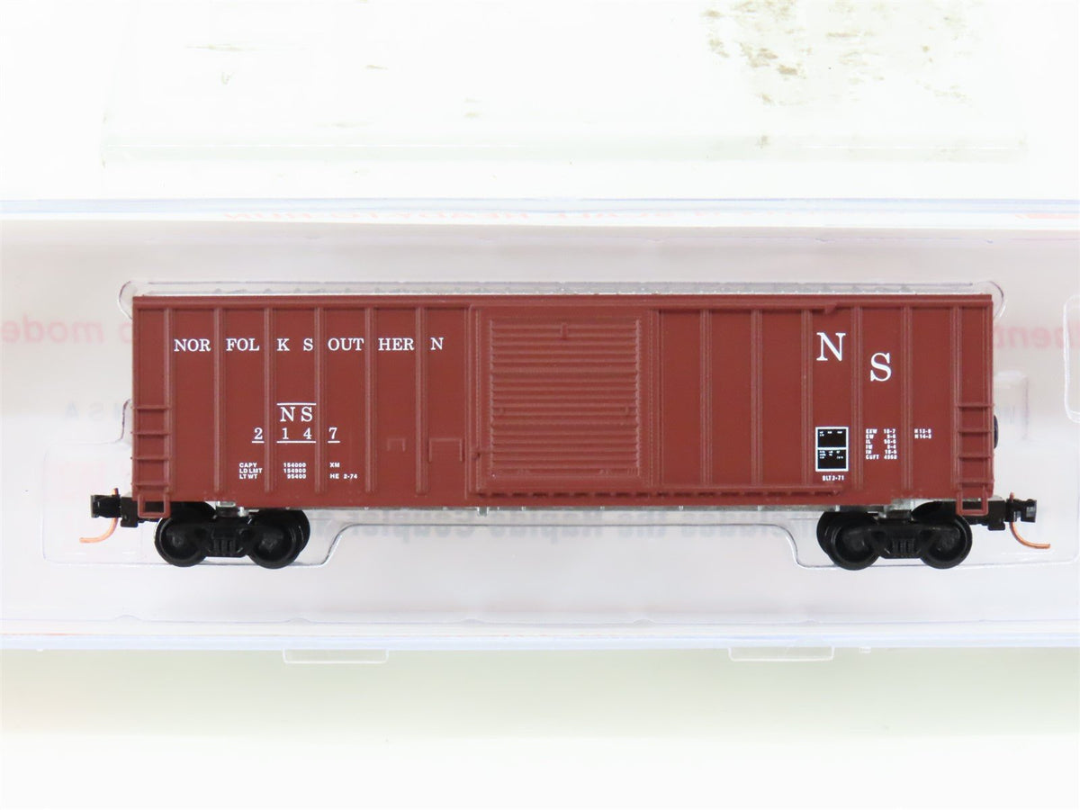 N Scale Roundhouse 82515 NS Norfolk Southern 50&#39; FMC Boxcar #2147 UPGRADED