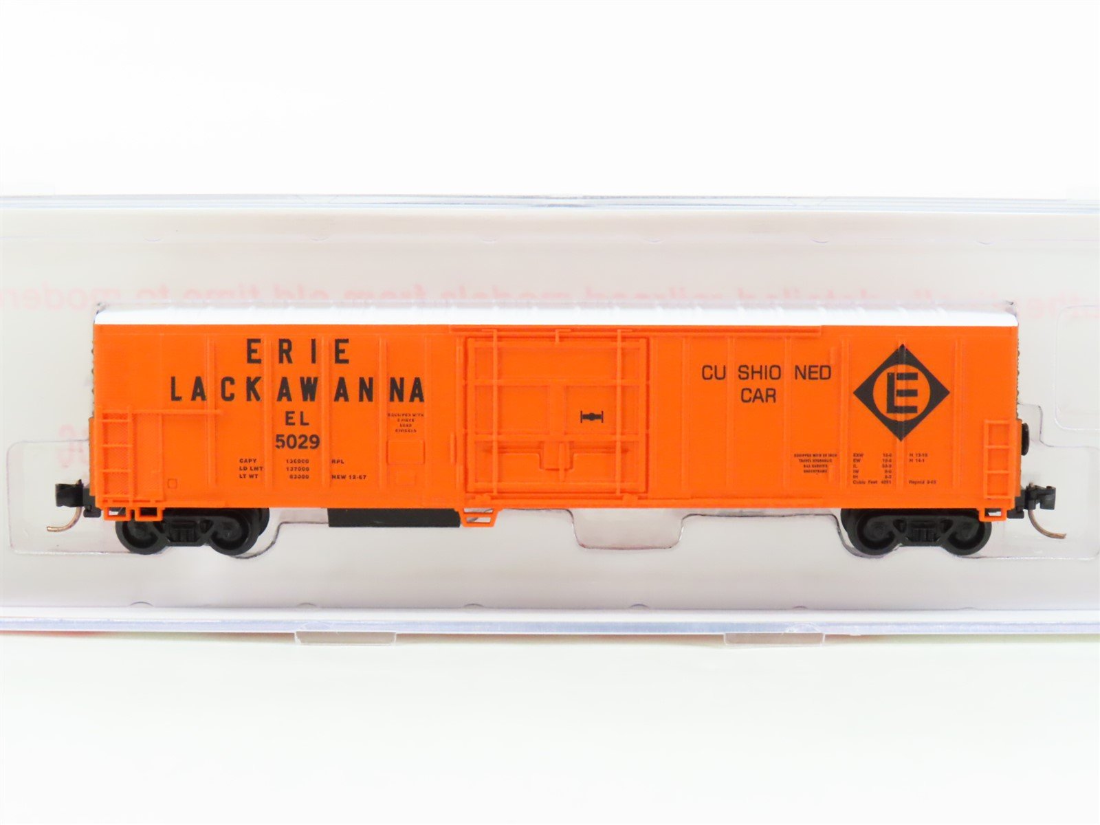 N Scale Roundhouse 84214 EL Erie Lackawanna 57' Mech Reefer #5029 UPGRADED