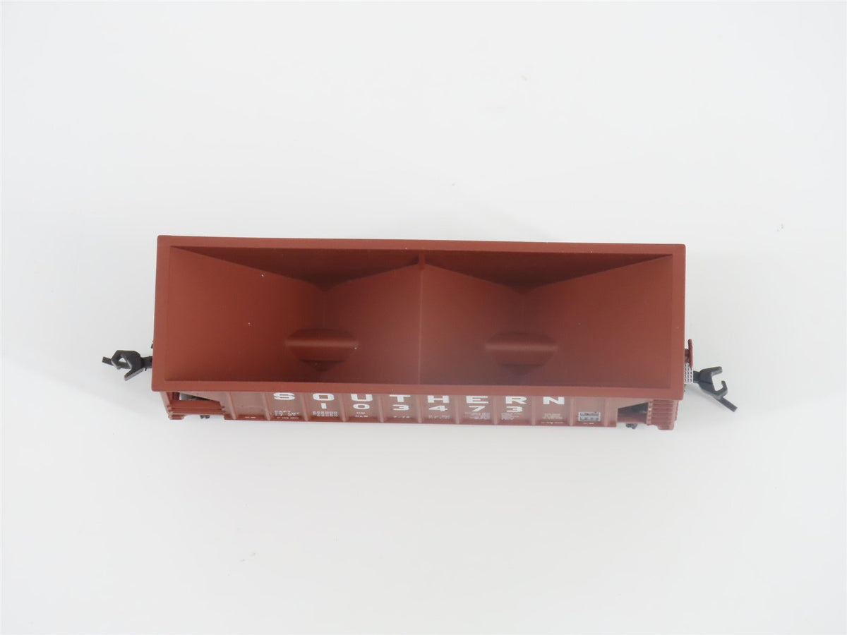 N Scale Walthers 932-50113 SOU Southern 100-Ton Greenville 2-Bay Hopper #103473