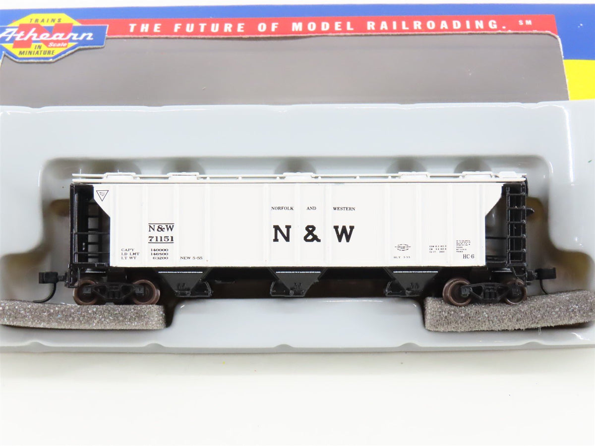 N Scale Athearn 11366 N&amp;W Norfolk &amp; Western 3-Bay Covered Hopper #71151