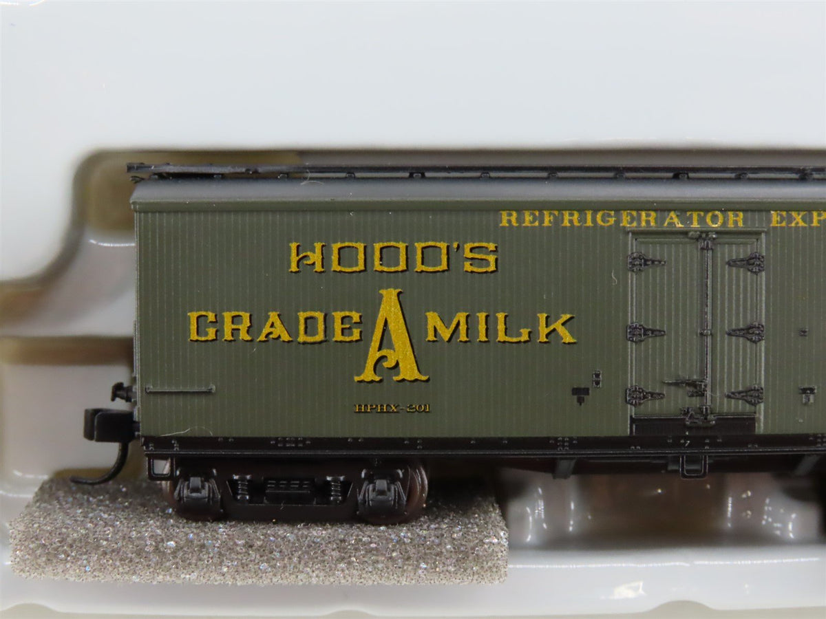 N Scale Athearn 11607 HPHX Hood&#39;s Dairy 40&#39; Wood Milk Car #201