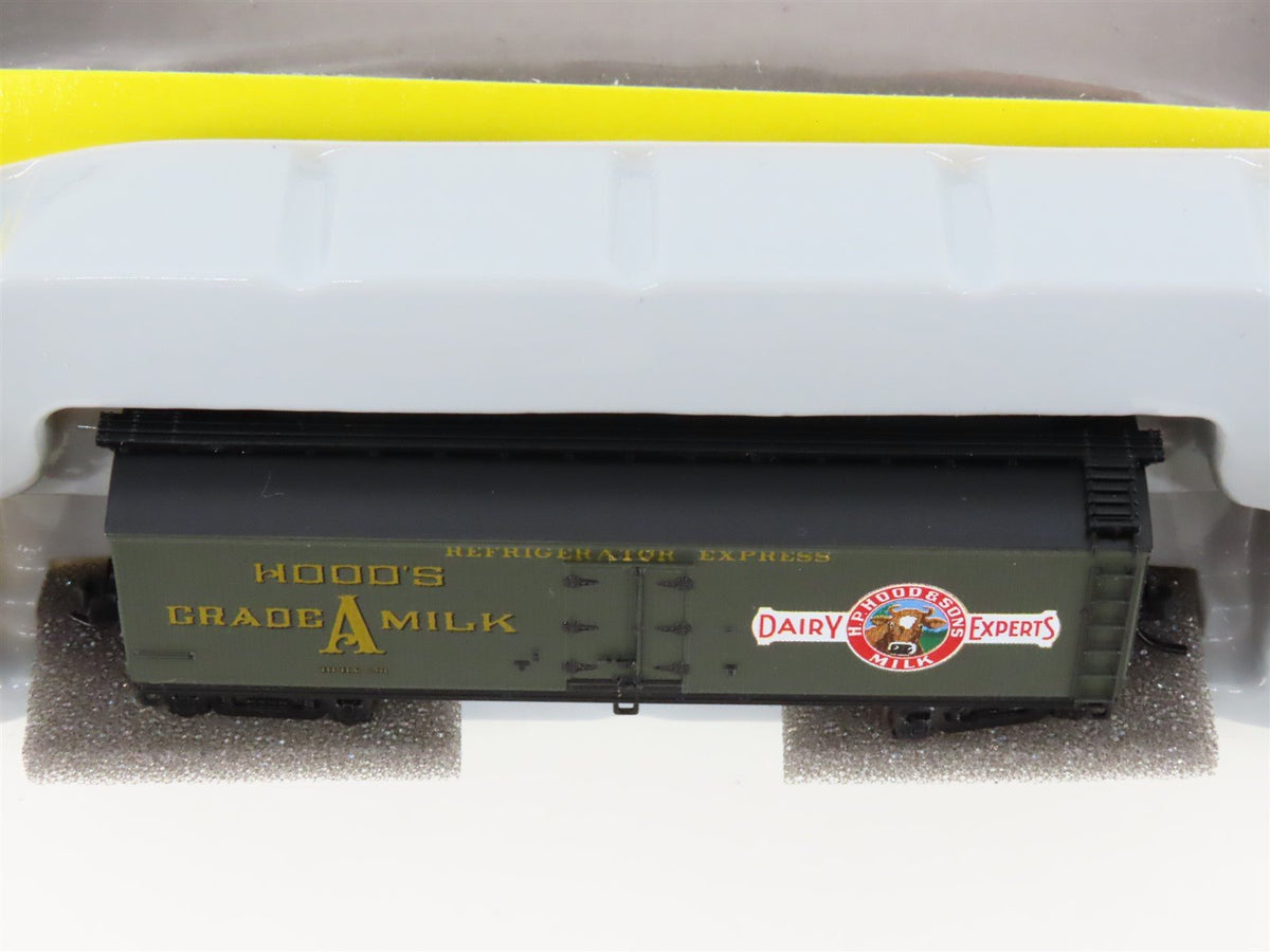 N Scale Athearn 11607 HPHX Hood&#39;s Dairy 40&#39; Wood Milk Car #201
