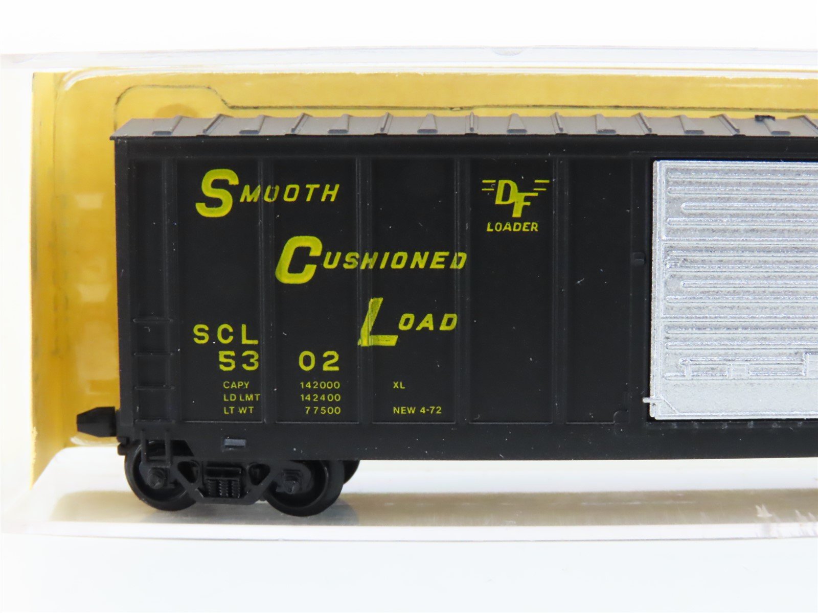N Scale Roundhouse 8124 SCL Seaboard Coast Line Box Car #5302