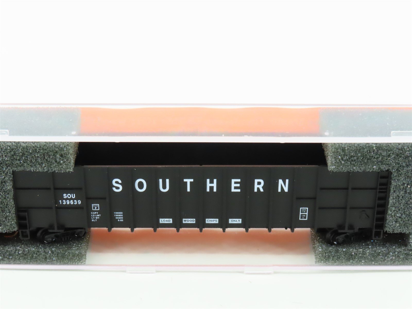 N Deluxe Innovations 10030 SOU Southern Railway Gunderson Woodchip Car #139639
