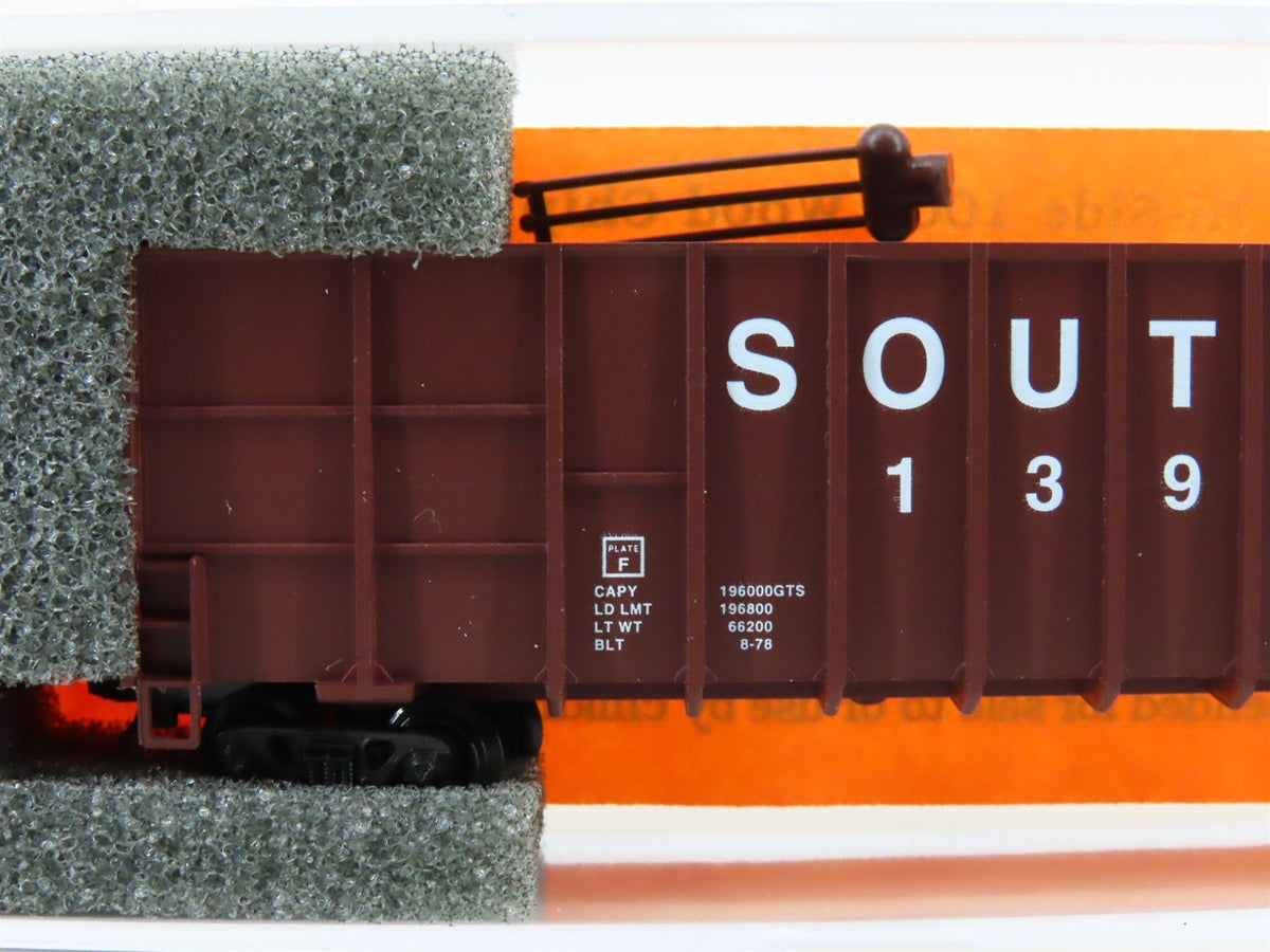 N Deluxe Innovations 10030 SOU Southern Railway Gunderson Woodchip Car #139747