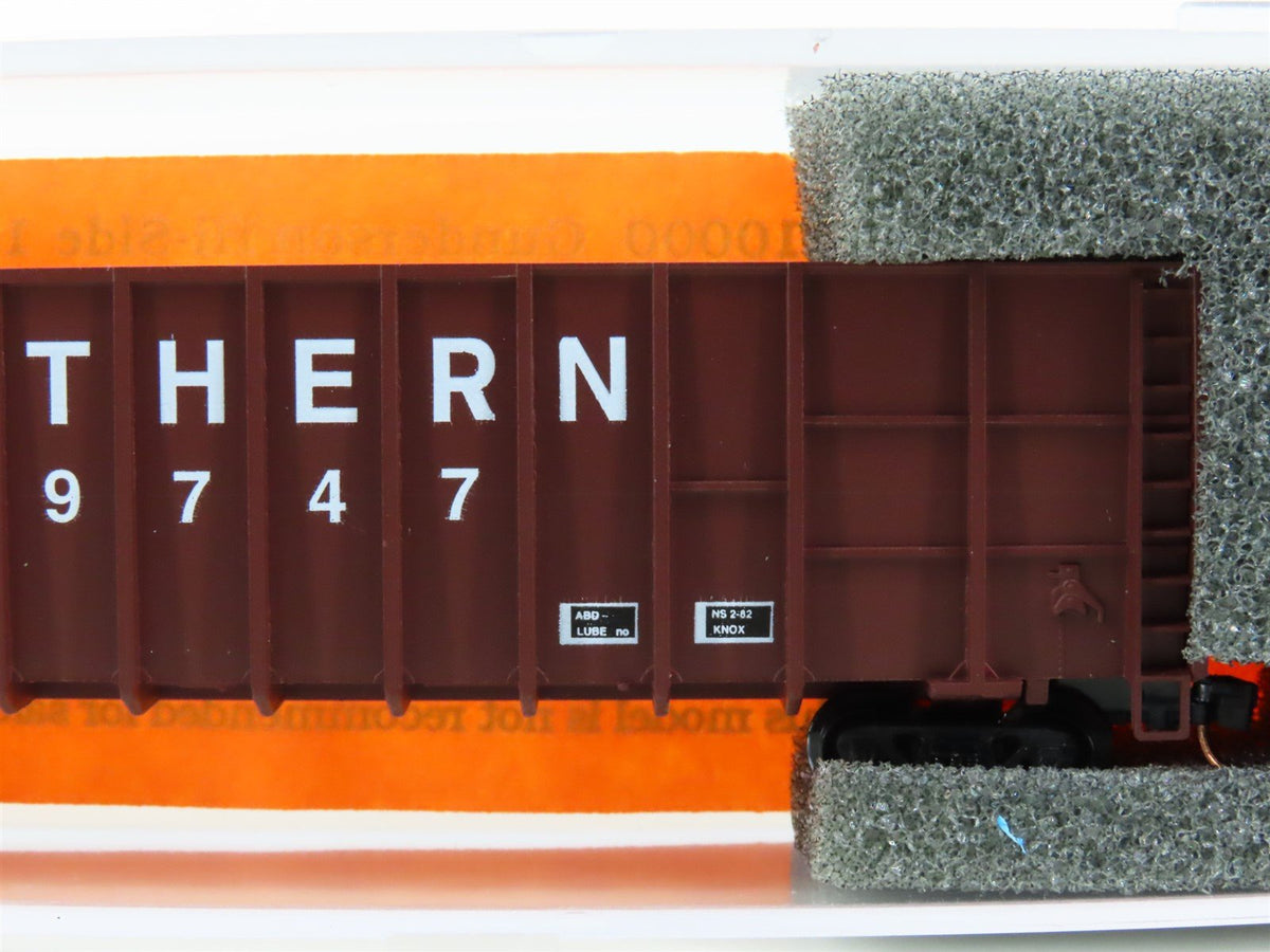 N Deluxe Innovations 10030 SOU Southern Railway Gunderson Woodchip Car #139747