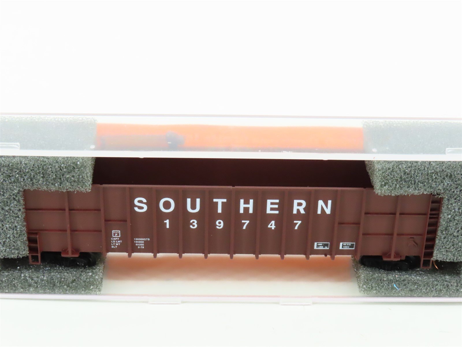 N Deluxe Innovations 10030 SOU Southern Railway Gunderson Woodchip Car #139747