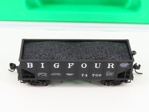 N Scale Bowser 37621 NYC New York Central Big Four 2-Bay Hopper #74700 w/ Load