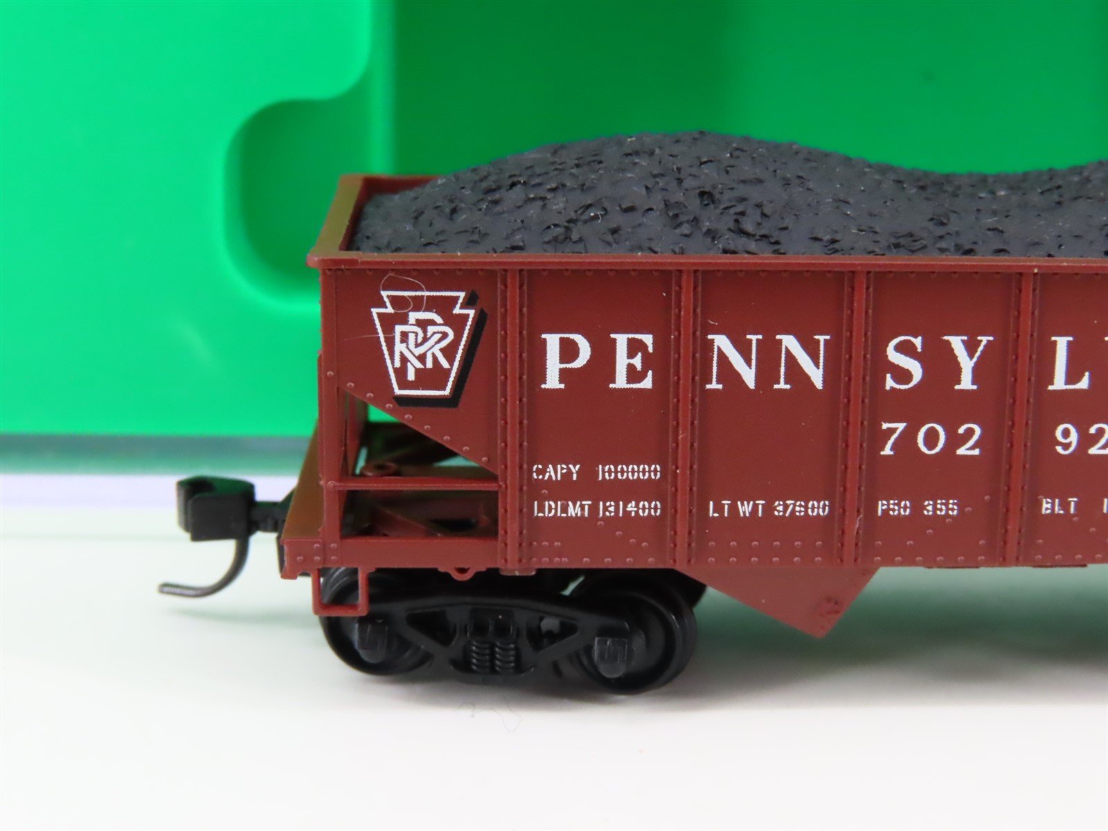 N Scale Bowser 37665 PRR Pennsylvania GLa 2-Bay Hopper #702920 w/ Load