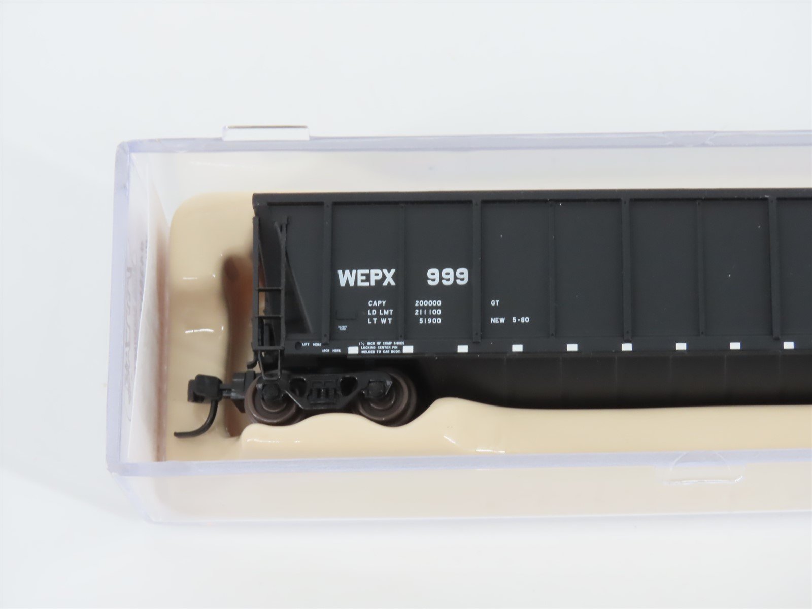 N Scale Atlas 43807-12 WEPX Wisconsin Electric Power Coalveyor #999 w/ Load