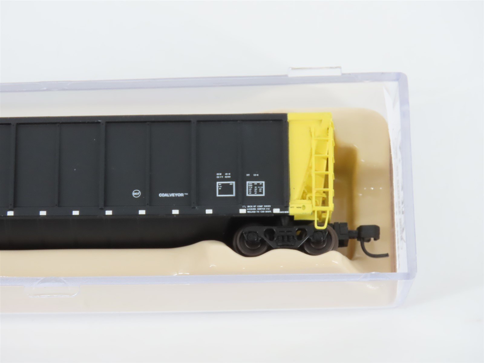 N Scale Atlas 43807-12 WEPX Wisconsin Electric Power Coalveyor #999 w/ Load
