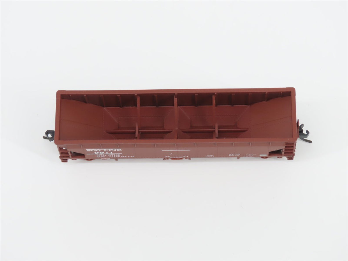 N Scale Atlas 34775-4 SOO Line 2-Bay 70 Ton Hart Ballast Hopper #9911