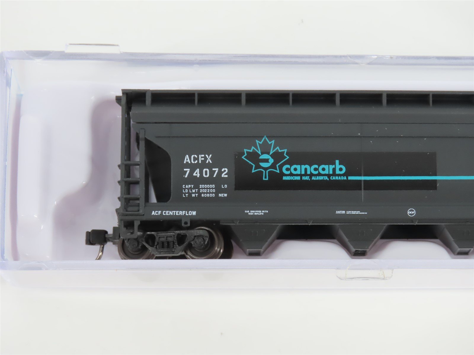 N Scale Atlas Trainman 50006108 ACFX Cancarb 3-Bay Covered Hopper #74072