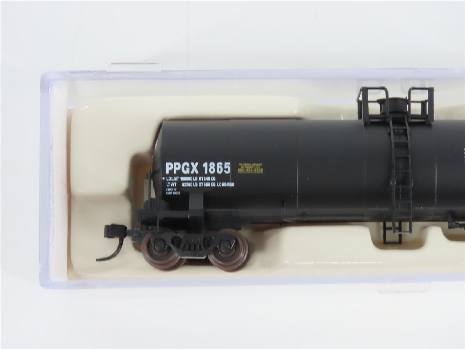 N Scale Atlas 40566 PPGX 17,360 Gallon Tank Car #1865