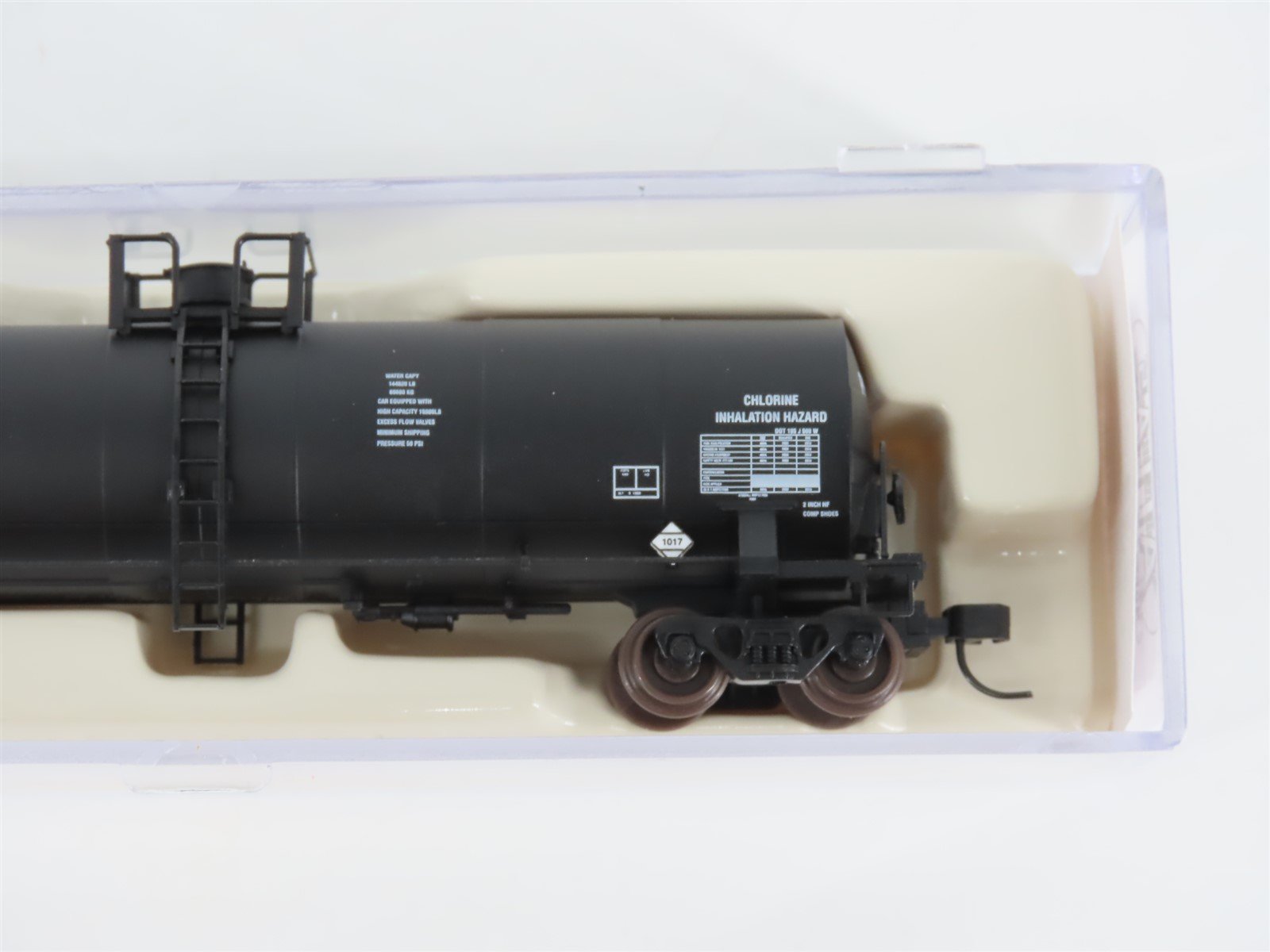 N Scale Atlas 40566 PPGX 17,360 Gallon Tank Car #1865