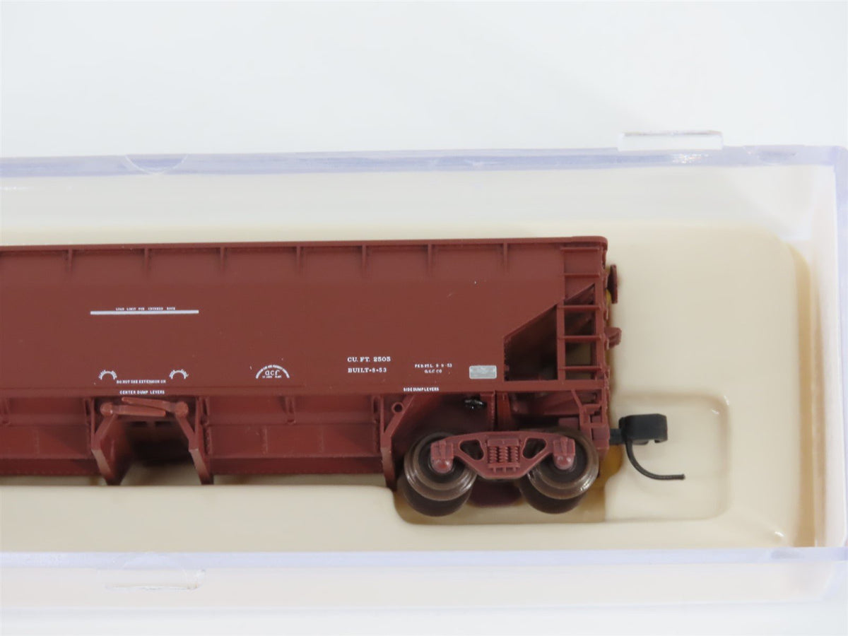 N Scale Atlas 34775-2 SOO Line 2-Bay 70 Ton Hart Ballast Hopper #9903