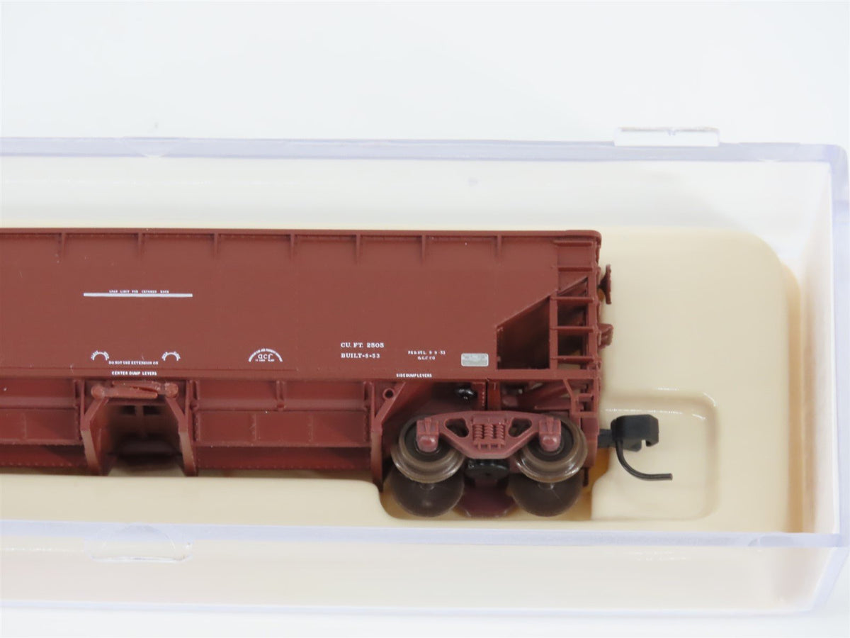 N Scale Atlas 34775-3 SOO Line 2-Bay 70 Ton Hart Ballast Hopper #9909