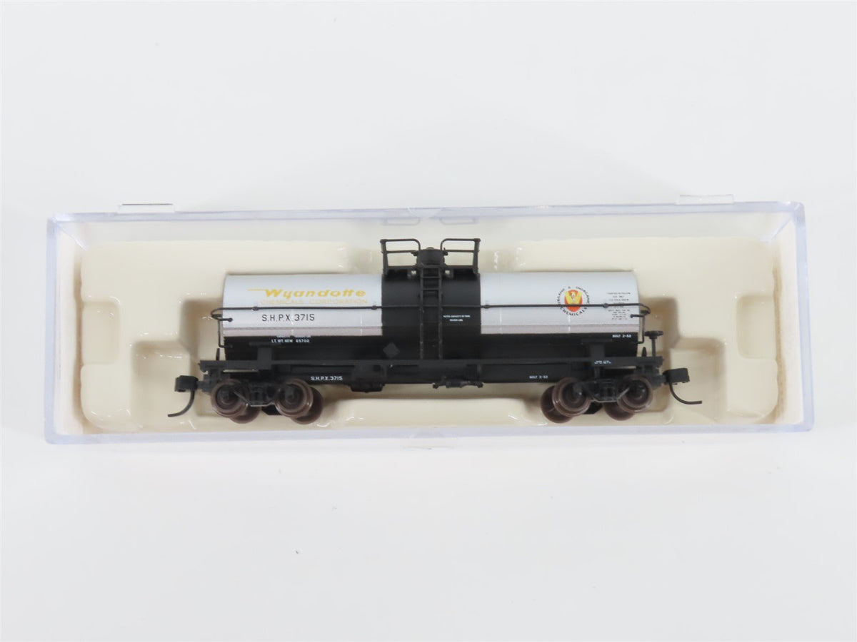 N Scale Atlas 43911 SHPX Wyandotte Chemicals 11,000 Gallon Tank Car #3715