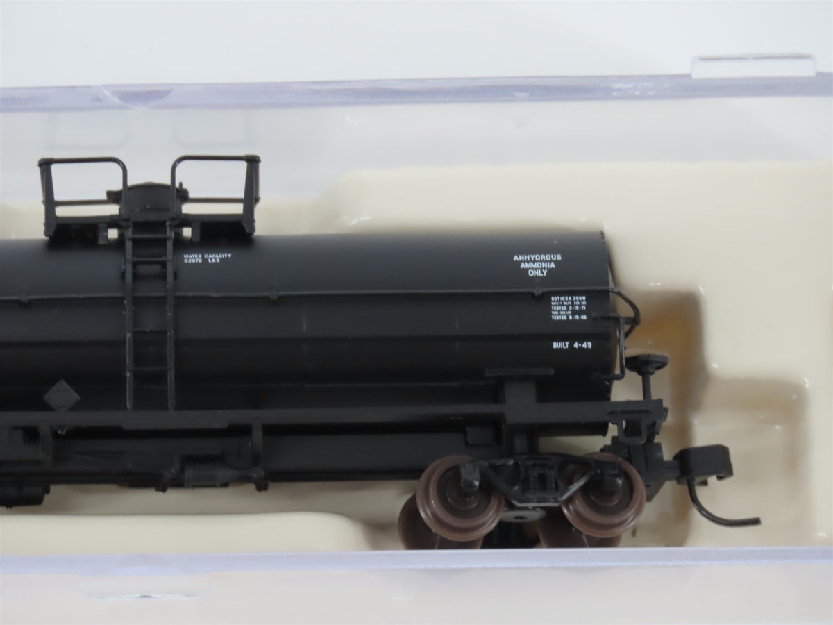 N Scale Atlas 43791 RTCX Republic Car Line 11,000 Gallon Tank Car #8500