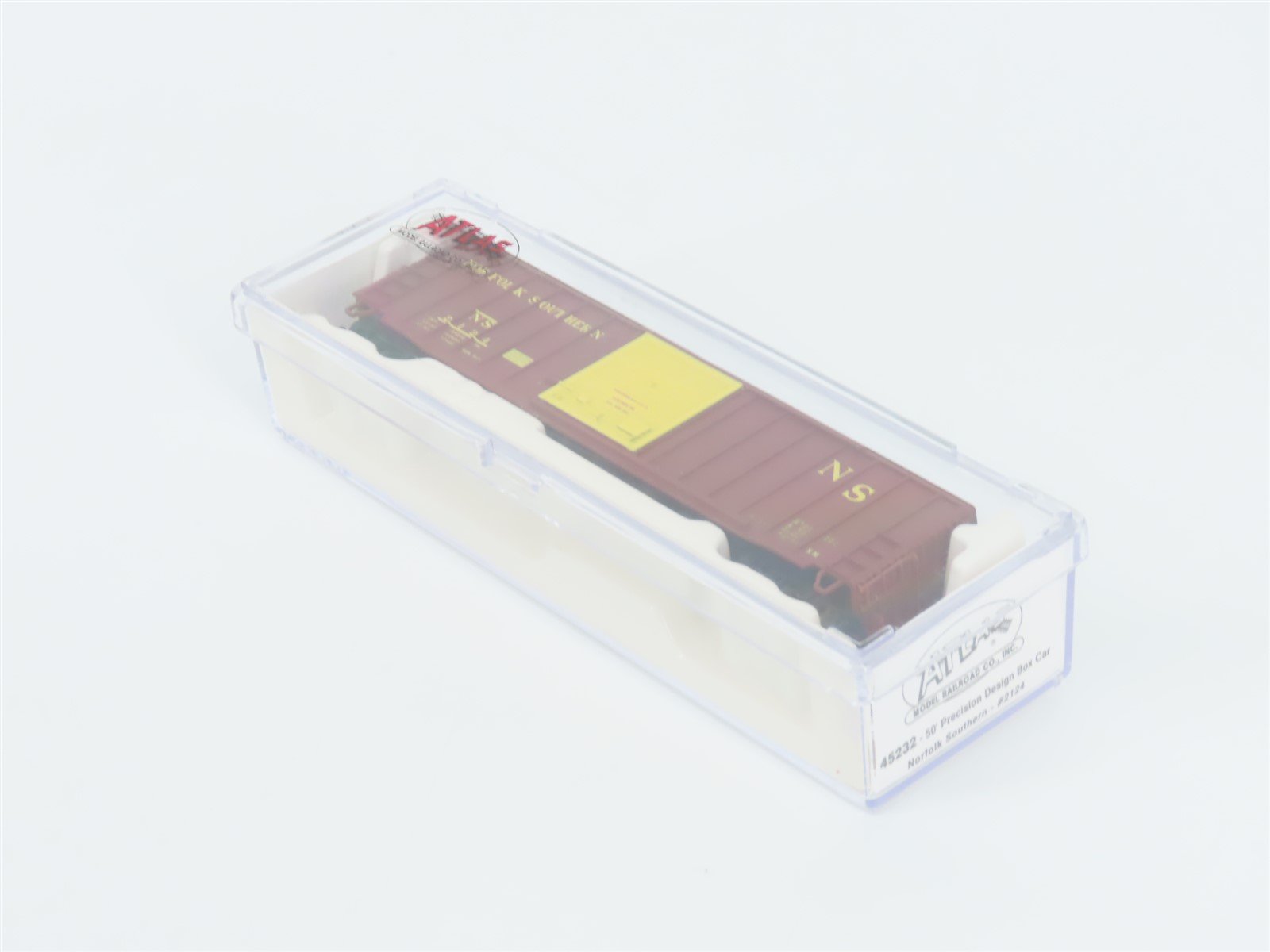 N Scale Atlas 45232 NS Norfolk Southern 50' Precision Design Box Car #2124