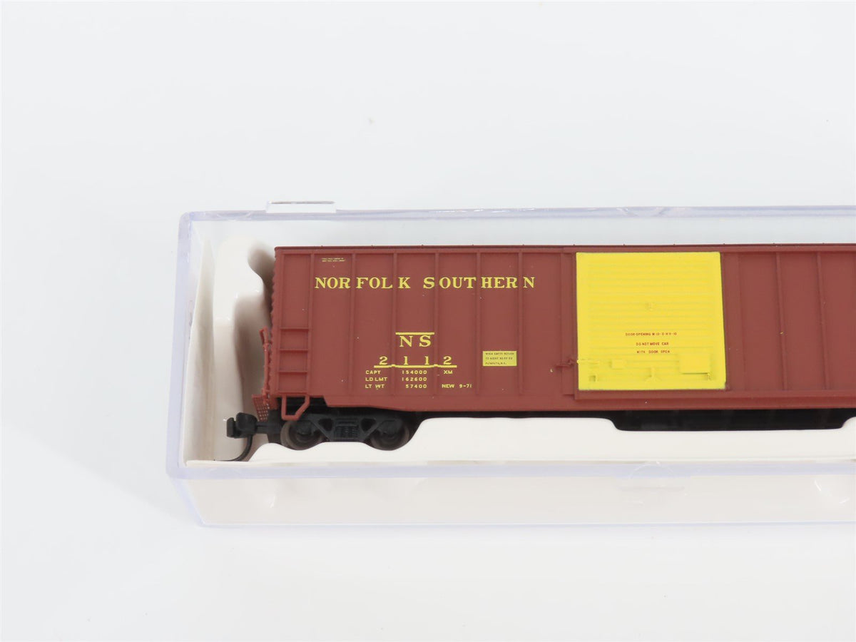 N Scale Atlas 45231 NS Norfolk Southern 50&#39; Precision Design Box Car #2112