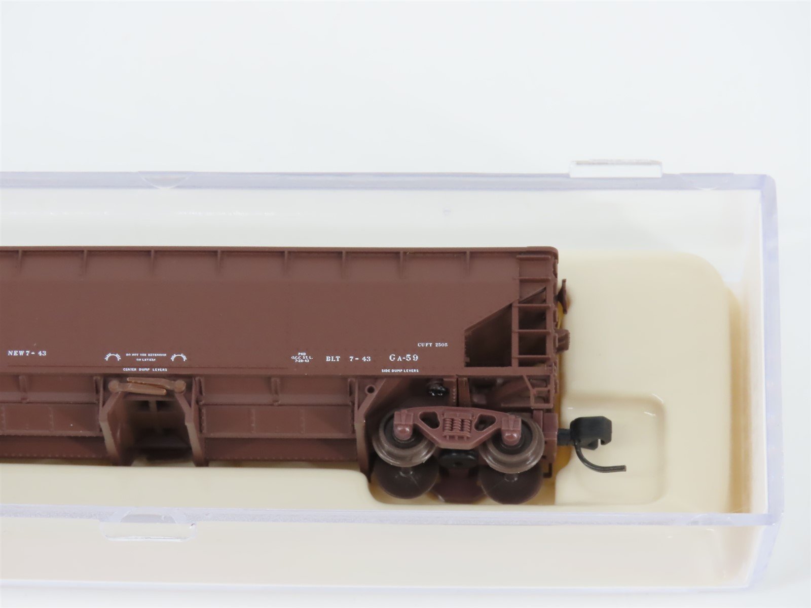 N Scale Atlas 34774-1 ATSF Santa Fe 2-Bay 70 Ton Hart Ballast Hopper #86505