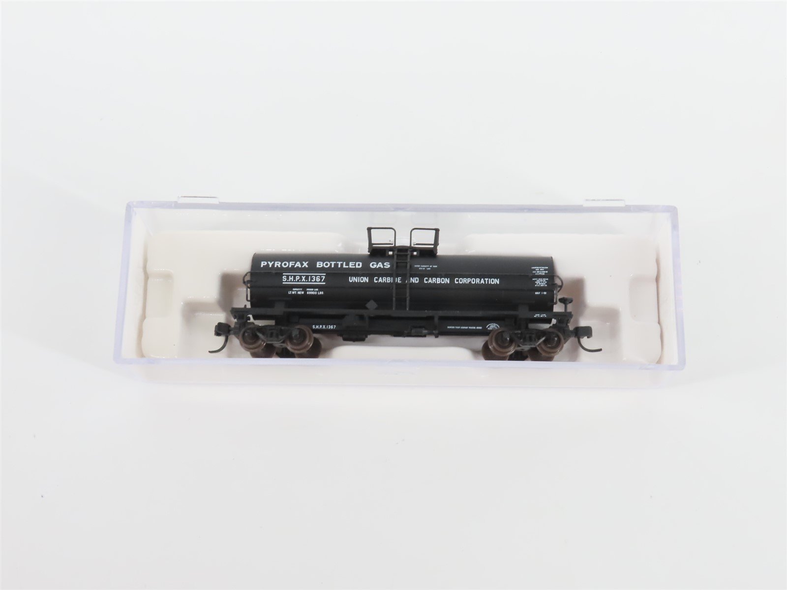 N Scale Atlas 43622 SHPX Pyrofax Bottled Gas 11,000 Gallon Tank Car #1367