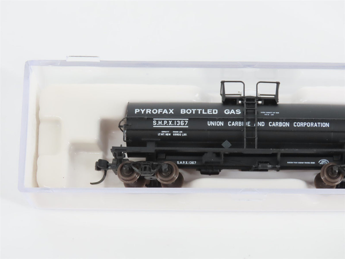 N Scale Atlas 43622 SHPX Pyrofax Bottled Gas 11,000 Gallon Tank Car #1367
