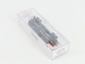 N Scale Atlas 43622 SHPX Pyrofax Bottled Gas 11,000 Gallon Tank Car #1367
