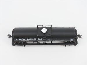 N Scale Atlas 43621 SHPX Pyrofax Bottled Gas 11,000 Gallon Tank Car #1366