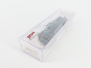 N Scale Atlas 43621 SHPX Pyrofax Bottled Gas 11,000 Gallon Tank Car #1366