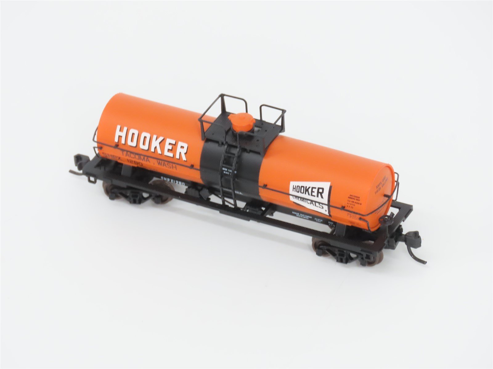 N Scale Atlas 43651 SHPX Hooker Chemical 11,000 Gallon Tank Car #1280