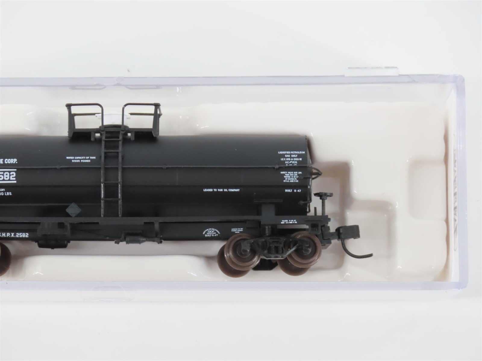 N Scale Atlas 43632 SHPX Shippers' Car Line 11,000 Gallon Tank Car #2582